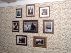 Pamiątkowe fotografie rodzinne ks. Popiełuszki (Fot. Jan Bogacz/TVP)