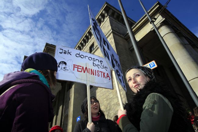 W tym roku przypada setny, jubileuszowy Dzień Kobiet (fot. PAP/Grzegorz Jakubowski )