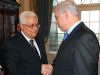 Mahmoud Abbas i Benjamin Netanjahu podczas czwartkowego spotkania w Waszyngtonie (fot. PAP/EPA/MOSHE MILNER)