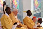 Pielgrzymka odbyła się z okazji 150-lecia ewangelizacji Beninu oraz ogłoszenia adhortacji apostolskiej „Africae munus”(fot. PAP)