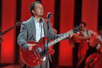 Krzysztof „Kasa” Kasowski wykonał egzotyczny skok w bok, czyli piosenkę „Besame mucho” / fot. Jan Bogacz TVP