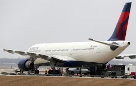 Delta (fot.PAP/EPA/Jeff Kowalsky)