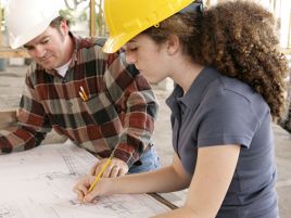 Polacy są za faworyzowaniem studiów inżynieryjnych w Polsce (fot. shutterstock.com)