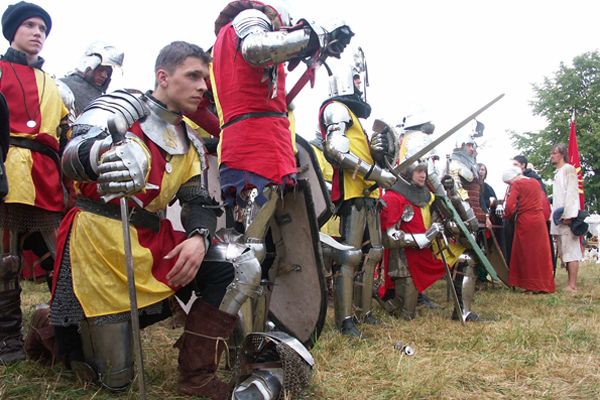 Polscy rycerze z niecierpliwością wypatrywali wrogiego najeźdźcy (PAP/M. Kaczyńska)