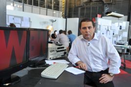 Bronisław Wildstein zaprasza do dyskusji (fot. Jan Bogacz/TVP)