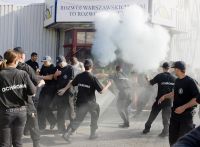 Podczas zamieszek w KDT ochroniarze użyli gazów łzawiących