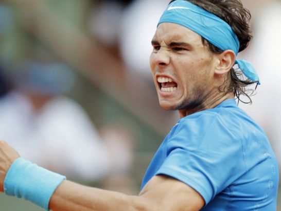 Rafael Nadal po udanych zagraniach reagował bardzo ekspresyjnie (fot.PAP/EPA)