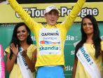 Daniel Martin w żółtej koszulce lidera 67. Tour de Pologne (fot. PAP Jacek Bednarczyk)