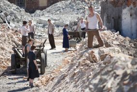 W 1945 roku po raz kolejny krzyżują się losy bohaterów „Czasu honoru” (fot. M. Zielska/TVP)