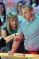 Chyba każdy chciałby zmierzyć obwód bicepsu Mariusza Pudzianowskiego (fot. J. Bogacz/TVP)