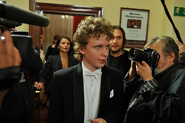 Nikolay Kohzyainov oblegany przez dziennikarzy (fot. TVP/J.Bogacz)