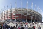 Podczas tego wydarzenia tysiące osób obejrzało pierwszy publiczny pokaz zamykania dachu stadionu (fot. PAP/EPA)