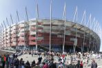Podczas tego wydarzenia tysiące osób obejrzało pierwszy publiczny pokaz zamykania dachu stadionu (fot. PAP/EPA)