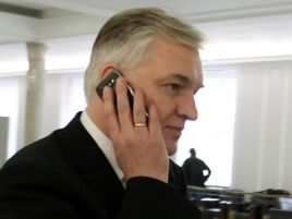Poseł Platformy Obywatelskiej Jarosław Gowin jest zszokowany ostatnimi doniesieniami o kolejnej aferze