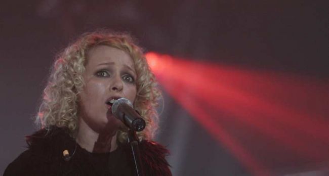 2005: blond piękność (fot. arch. PAP/Andrzej Grygiel)