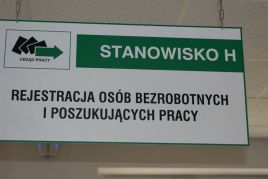 Obecnie zarejestrowanych osób bez pracy na Warmii i Mazurach jest niemal sto piętnaście tysięcy.