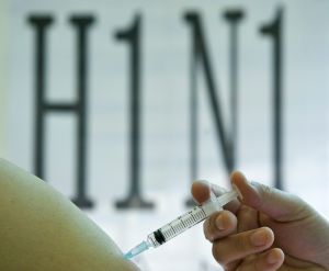 Dotąd produkowane szczepionki przeciw nowej grypie prawdopodobnie będą chronić także przed nowo wykrytą mutacją