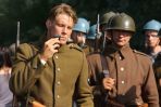 90 lat temu mężczyźni musieli być idealnie ogoleni - aktorzy na bieżąco kontrolują długość zarostu (fot. Anna Gostkowska)