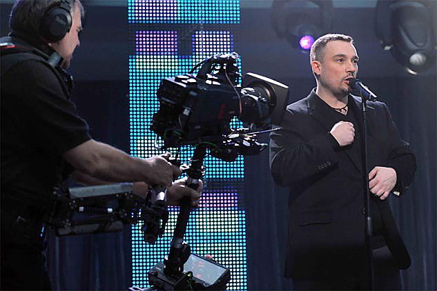 Jacek Stachursky dwoił się i troił (fot. TVP/J. Bogacz)