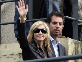 Madonna odwiedziła Rio de Janeiro (fot. PAP./EPA/Antonio Lacerda)