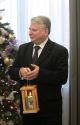 Marszałek Senatu i Światełko Betlejemskie (fot. PAP/Leszek Szymański)