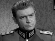 Hans Kloss stał się obiektem westchnień pań (fot. TVP)