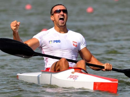 Marek Twardowski wywalczył złoto w wyścigu na 500 m (fot.PAP/EPA)