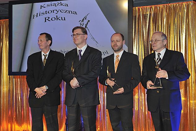 Laureaci: Oleg Zakirow, Sławomir Cenckiewicz, Adam Zakrzewski i Mieczysław Nurek (fot. Ireneusz SObieszczuk/TVP)