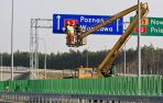 Na uroczystości otwarcia autostrady był obecny prezydent Bronisław Komorowski (fot. PAP/EPA)