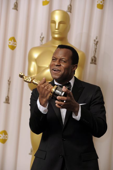 Geoffrey Fletcher nagrodzony za najlepszy scenariusz adaptowany (fot. PAP/EPA/PAUL BUCK)