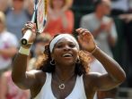 Serena Williams walczy o czwarty truimf na Wimbledonie (fot. PAP/EPA)