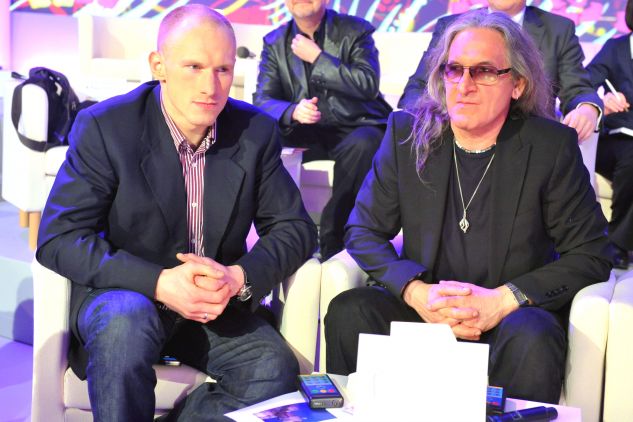 Krzysztof „Diablo” Włodarczyk będzie miał okazję sprawdzić swoją wiedzę z ekonomii w studio TVP1(fot. J. Bogacz/TVP)