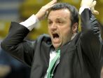 Trener Mihailo Uvalin jak zwykle ekspresyjnie reagujący (fot. PAP)