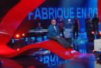 Futurystyczne studio przypadło do gustu Rafałowi Bryndalowi (fot. I. Sobieszczuk/TVP)
