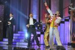 A na finał „I want to break free” z udziałem wszystkich kabareciarzy (fot. Jan Bogacz/TVP)