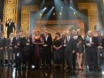 Jak zwykle na koniec gali na scenie pojawili się wszyscy obecni laureaci (fot. PAP/EPA)