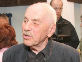 Andrzej Konic stworzył kilka najpopularniejszych polskich seriali (fot. Radek Pietruszka/PAP)