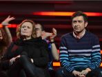 Sebastian Konrad i Iwona Bielska kibicują, w zmaganiach wokalnych, Soni Bohosiewicz(fot. R. Kornecki/TVP)