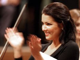 Anna Netrebko wykonuje słynne arie i duety operowe (fot. PAT)