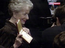 Medal, który Wisława Szymborska otrzymała w 1996 roku wraz z Nagrodą Nobla można oglądać na ekspozycji muzeum UJ