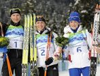 Najlepsze biathlonistki w biegu pościgowym - Magdalena Neuner, Anastasija Kuzmina i Marie Laure Brunet (fot. PAP/EPA)