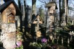 Na mogiłach na cmentarzu na Pęksowym Brzyzku w Zakopanem też wszystko przygotowane przed 1 listopada (Fot. Grzegorz Momot/PAP)