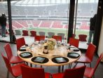 W loży prezydenckiej Stadionu Narodowego można miło spędzić czas przed meczem i po spotkaniu (fot. PAP/Bartłomiej Zborowski)