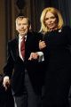 Na premierze towarzyszyła mu druga żona, Dagmara (fot. PAP/EPA)