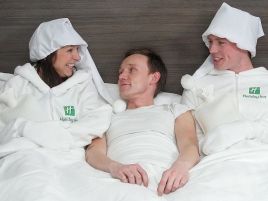 Jacqui Barry i Nick Woods pracują jako żywe termofory (fot. Holiday Inn)