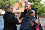 Na plebanię przyjechał osobiście sam biskup (fot. K. Wellman/ TVP)