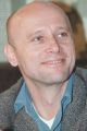 Jedną z głównych postaci był na początku Bruno Walicki (Krzysztof Pieczyński). (fot. TVP)