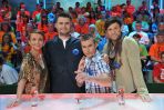 Kasia, Igor Kwiatkowski, Michał Paszczyk i Rober Motyka, pozują wspólnie do zdjęcia (fot.TVP)