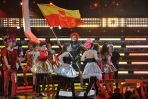 Michał Wiśniewski wraz z zespołem dał popis swoich teatralnych umiejętności (fot. Ireneusz Sobieszczuk/TVP)