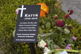 W 1940 r. w Katyniu Sowieci wymordowali tysiące polskich oficerów i podchorążych